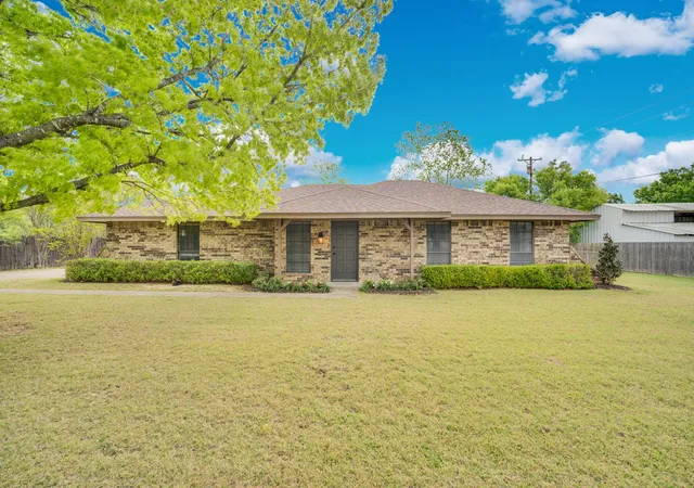 Homes for sale in Red Oak, TX | 104 Prairie View Ln, Red Oak, TX 75154 | MLS# 21226121