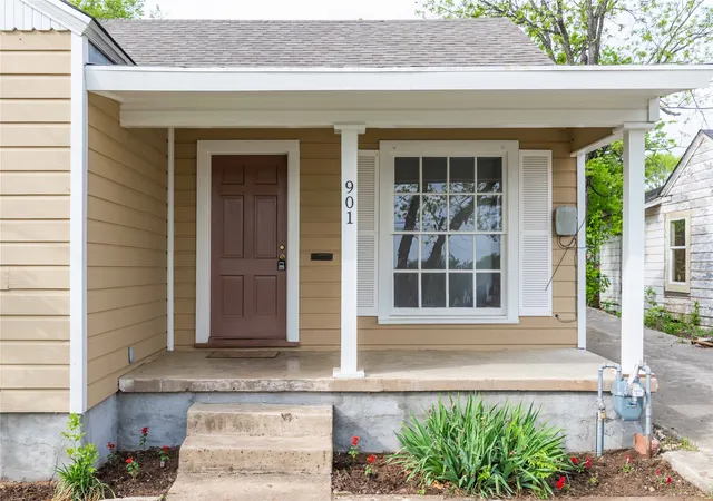 Homes for sale in Brownwood, TX | 901 6th St, Brownwood, TX 76801 | MLS# 21226924