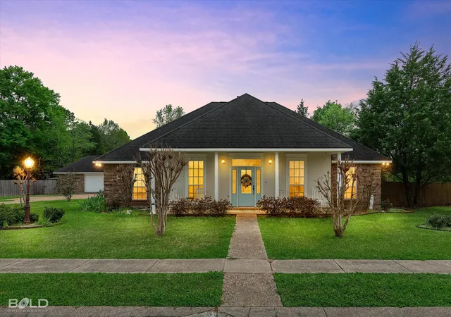 Photo 2 of Sale Pending at 129 Wax Wing St, Stonewall, LA 71078 | MLS# 21226933 | Listing updated on 2026-07-20