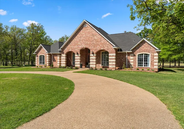 Photo 2 of Single family home for sale at 254 Pr 5987, Yantis, TX 75497 | MLS# 21224510 | Listing updated on 2026-09-25