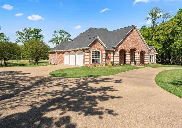 Photo 3 of Single family home for sale at 254 Pr 5987, Yantis, TX 75497 | MLS# 21224510 | Listing updated on 2026-09-25
