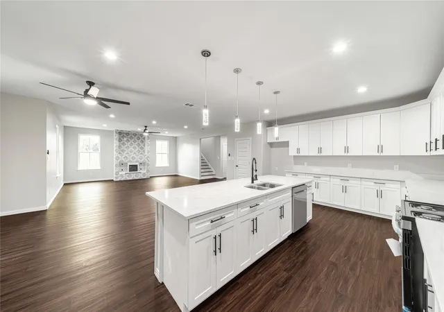 Photo 2 of Single family home for sale at 3134 Alaska Ave, Dallas, TX 75216 | MLS# 21224971 | Listing updated on 2026-07-24
