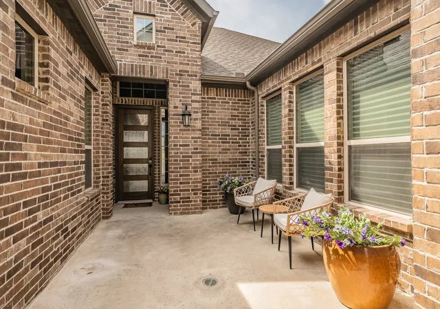 Photo 3 of Sale Pending at 1686 Chicory Ct, Haslet, TX 76052 | MLS# 21217609 | Listing updated on 2026-07-13