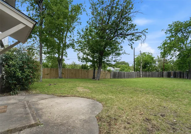 Photo 26 of Sale Pending at 2823 Ermine Wy, Dallas, TX 75234 | MLS# 21217831 | Listing updated on 2026-07-13