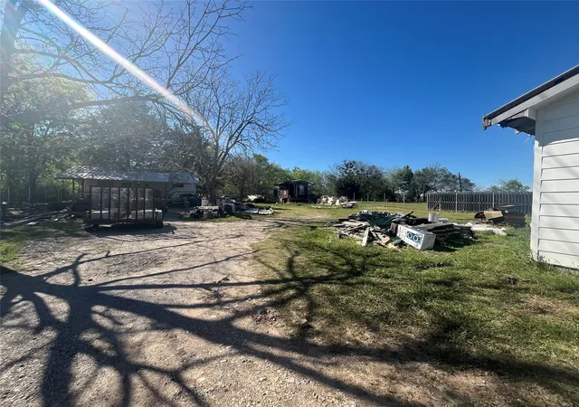 Homes for sale in Mexia, TX | 258 S Martin Luther King Jr Hwy Hwy, Mexia, TX 76667 | MLS# 21227401