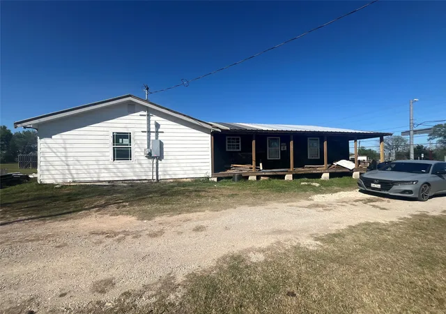Homes for sale in Mexia, TX | 258 S Martin Luther King Jr Hwy Hwy, Mexia, TX 76667 | MLS# 21227401