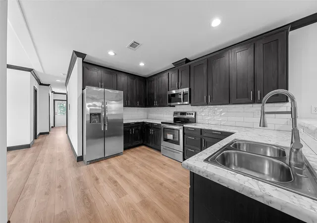 Photo 2 of Manufactured home for sale at 202 N 6th St, Mount Calm, TX 76673 | MLS# 21227419 | Listing updated on 2026-08-20