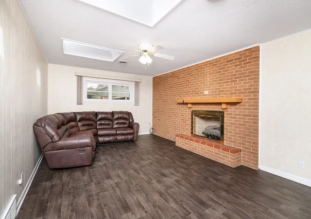Photo 3 of Sale Pending at 2102 S High St, Brady, TX 76825 | MLS# 21227406 | Listing updated on 2026-08-24
