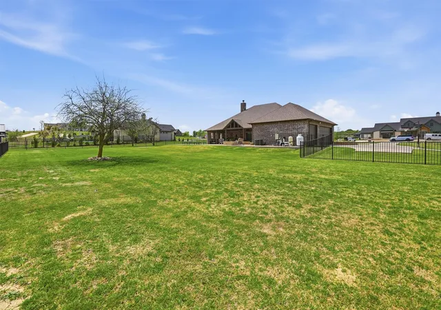 Homes for sale in Godley, TX | 6401 Starlight Ranch Rd, Godley, TX 76044 | MLS# 21227517