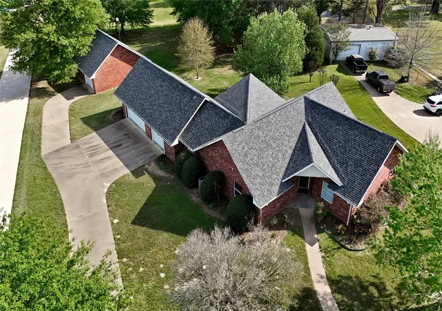 Photo 1 of Single family home for sale at 2436 Lakefront Shores Rd, Athens, TX 75752 | MLS# 21227590 | Listing updated on 2026-08-27