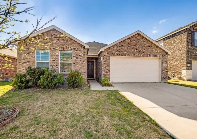 Homes for sale in Haslet, TX | 16033 Pemberly Wy, Haslet, TX 76052 | MLS# 21226956
