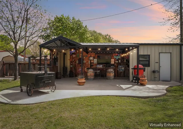 Homes for sale in Muenster, TX | 908 N Maple St, Muenster, TX 76252 | MLS# 21225861