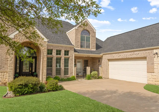 5th image of 3000 Preston Club Dr, Sherman, TX 75092 | MLS# 21221541