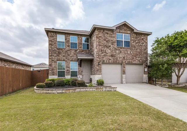 Homes for sale in Forney, TX | 4115 Princess Point Ct, Forney, TX 75126 | MLS# 21226150