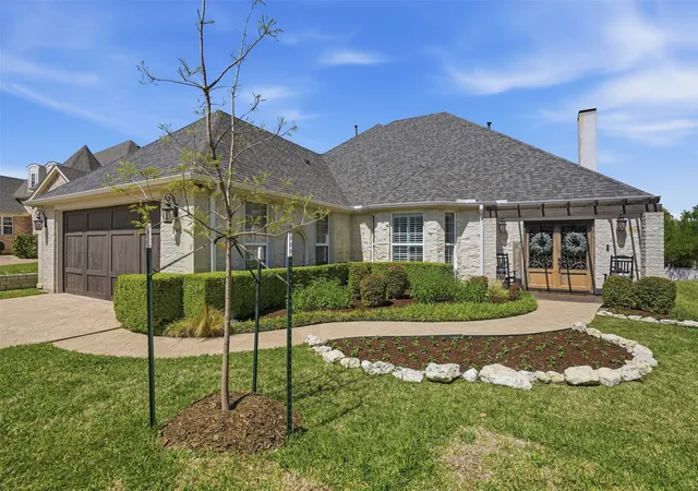 Photo 3 of Sale Pending at 9012 Reata West Dr, Benbrook, TX 76126 | MLS# 21227862 | Listing updated on 2026-09-02