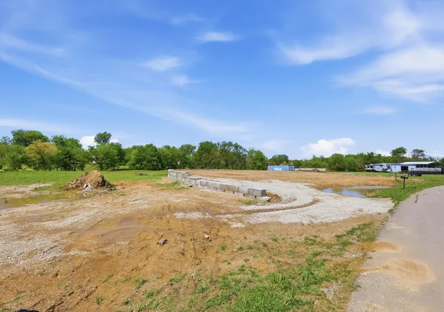 Photo 3 of Land for sale at 501 Rising Star Ln, Sanger, TX 76266 | MLS# 21221415 | Listing updated on 2026-09-28