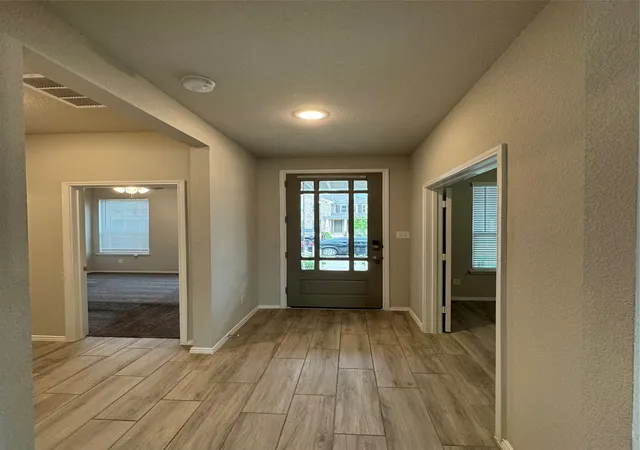Photo 2 of Single family home for sale at 6033 Seguin Ct, Aubrey, TX 76227 | MLS# 21228020 | Listing updated on 2026-07-27