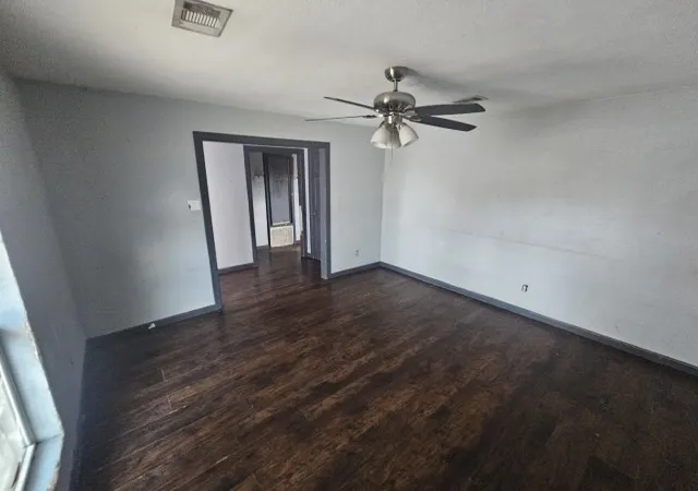 Photo 3 of Single family home for sale at 644 W Ligustrum Blvd, Robstown, TX 78380 | MLS# 21228052 | Listing updated on 2026-09-29