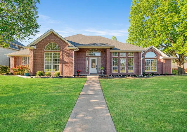 Homes for sale in Paris, TX | 3025 Aspen, Paris, TX 75462 | MLS# 21228056