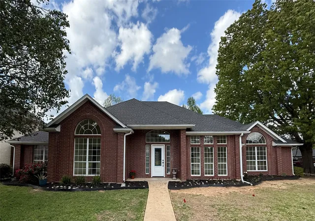 Homes for sale in Paris, TX | 3025 Aspen, Paris, TX 75462 | MLS# 21228056