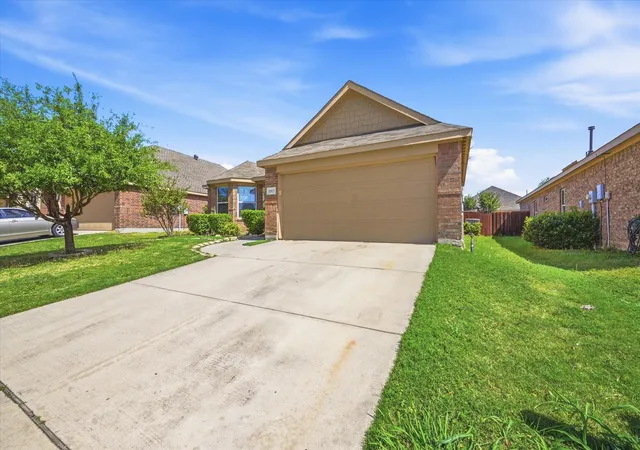 Photo 3 of Single family home for sale at 2317 Scott Creek Dr, Little Elm, TX 75068 | MLS# 21228102 | Listing updated on 2026-07-18