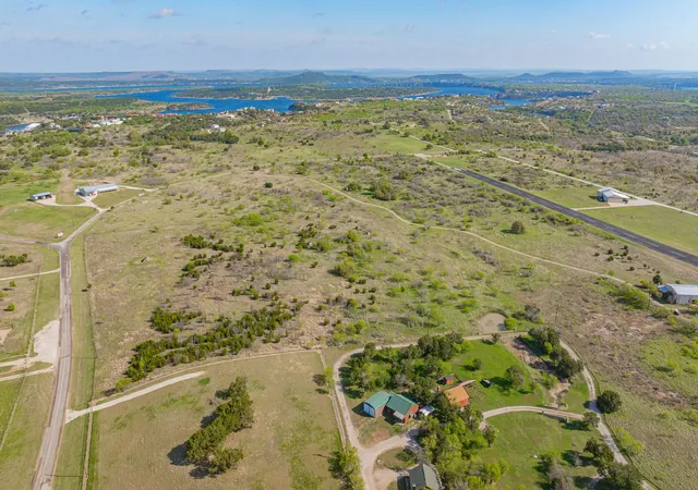 Homes for sale in Strawn, TX | 101 Hide Away Dr #7, Strawn, TX 76475 | MLS# 21225397