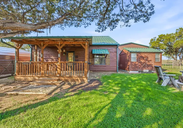 Homes for sale in Strawn, TX | 101 Hide Away Dr #7, Strawn, TX 76475 | MLS# 21225397