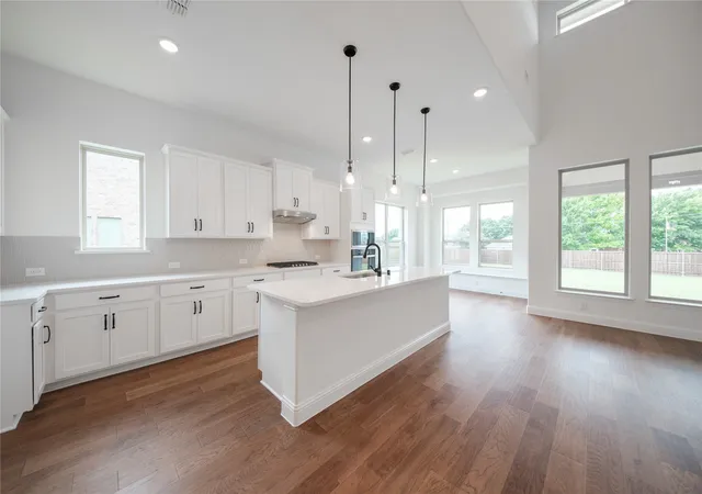 Photo 3 of Sale Pending at 212 Harmony Ave, Forney, TX 75126 | MLS# 21228167 | Listing updated on 2026-08-30