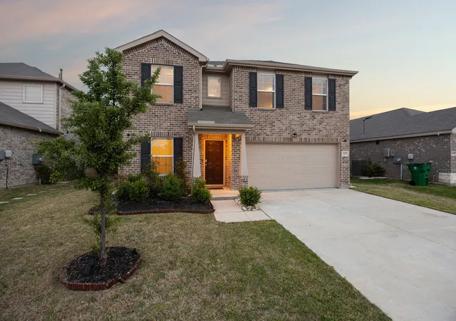 Photo 1 of Sale Pending at 805 Harefield, Haslet, TX 76052 | MLS# 21228213 | Listing updated on 2026-09-27