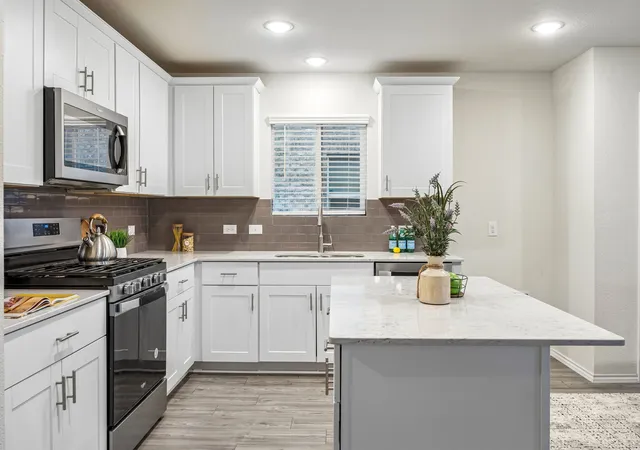 Photo 3 of Sale Pending at 805 Harefield, Haslet, TX 76052 | MLS# 21228213 | Listing updated on 2026-09-27