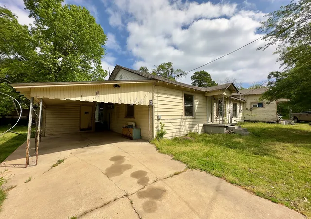 Homes for sale in Sulphur Springs, TX | 208 Anglin St, Sulphur Springs, TX 75482 | MLS# 21228262