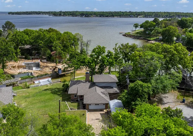 Homes for sale in Tool, TX | 316 Oak Ln, Tool, TX 75143 | MLS# 21228057