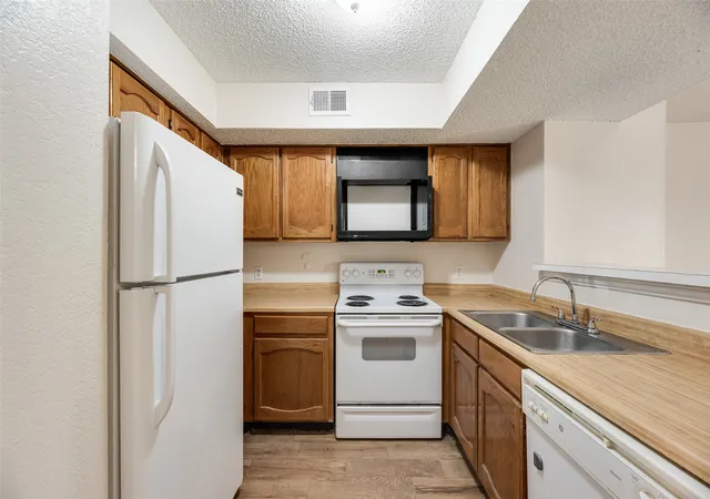 5th image of 3101 Sondra Dr #107, Fort Worth, TX 76107 | MLS# 21227776
