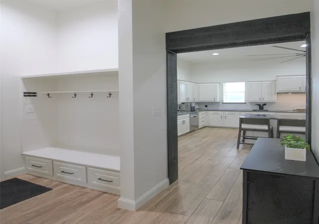 Photo 3 of Single family home for sale at 3270 Katy Kourt E, Midlothian, TX 76065 | MLS# 21228506 | Listing updated on 2026-08-04