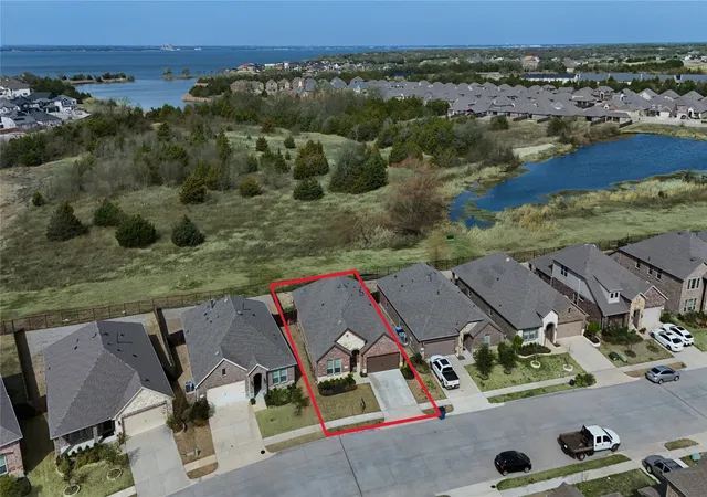Homes for sale in Heath, TX | 1043 Sublime Dr, Heath, TX 75126 | MLS# 21227823