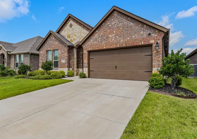 Homes for sale in Heath, TX | 1043 Sublime Dr, Heath, TX 75126 | MLS# 21227823