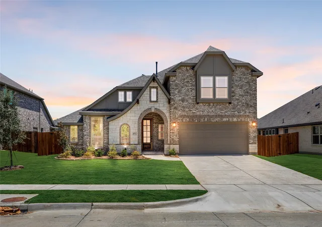 Homes for sale in Sanger, TX | 177 Creekside Dr, Sanger, TX 76266 | MLS# 21227531