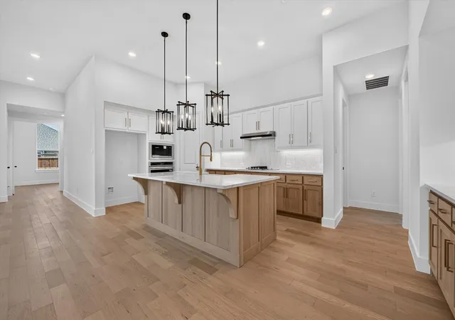 Photo 2 of Single family home for sale at 4018 Windy Point Rd, Little Elm, TX 75068 | MLS# 21228612 | Listing updated on 2026-09-22
