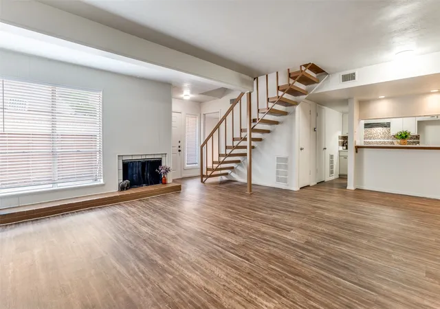 Photo 3 of Condo for sale at 3121 Park Ln #1129, Dallas, TX 75220 | MLS# 21228677 | Listing updated on 2026-10-06