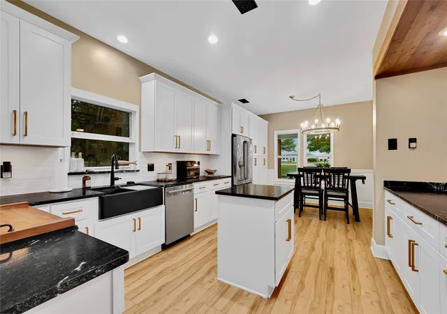 Photo 4 of Single family home for sale at 11061 Foutch Rd, Pilot Point, TX 76258 | MLS# 21213272 | Listing updated on 2026-07-10