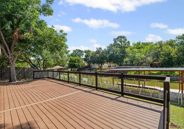 Photo 3 of Single family home for sale at 4021 Sioux Ct, Granbury, TX 76048 | MLS# 21228767 | Listing updated on 2026-07-21