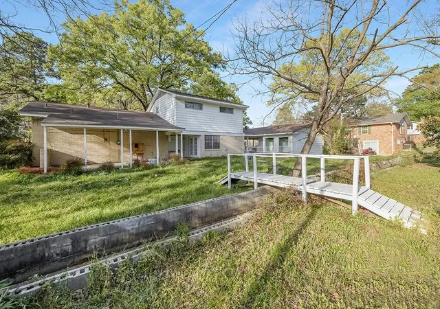 Photo 3 of Single family home for sale at 2305 Cherry Hill Rd, Texarkana, TX 75503 | MLS# 21228670 | Listing updated on 2026-08-22