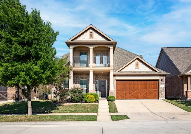 Photo 1 of Sale Pending at 112 Cole Ct, Argyle, TX 76226 | MLS# 21222614 | Listing updated on 2026-08-19