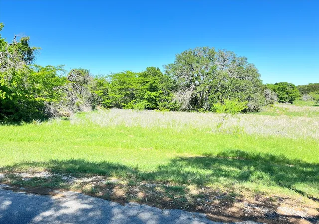 Homes for sale in Whitney, TX | 35044 Oak Wood Dr, Whitney, TX 76692 | MLS# 21228518