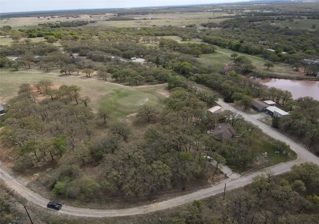 Homes for sale in Nocona, TX | 49 Country Club Ct, Nocona, TX 76255 | MLS# 21218453