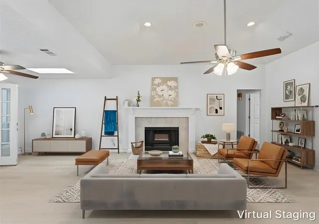 Photo 2 of Single family home for sale at 6065 Autumn Hills Dr, Fort Worth, TX 76140 | MLS# 21227722 | Listing updated on 2026-07-25