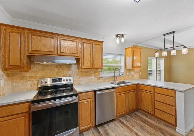 Photo 3 of Manufactured home for sale at 130 Private Road 6453, Palestine, TX 75803 | MLS# 21228897 | Listing updated on 2026-07-23