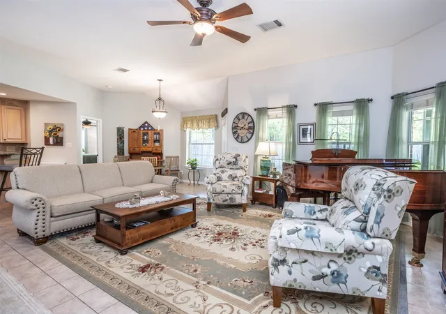 Photo 2 of Single family home for sale at 116 Ashlyn Ct, Whitesboro, TX 76273 | MLS# 21228696 | Listing updated on 2026-09-21