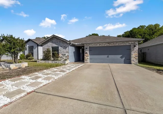 Homes for sale in Dallas, TX | 1478 Barrel Dr, Dallas, TX 75253 | MLS# 21221540