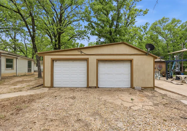 Homes for sale in Gun Barrel City, TX | 113 Karen Ln, Gun Barrel City, TX 75156 | MLS# 21227838